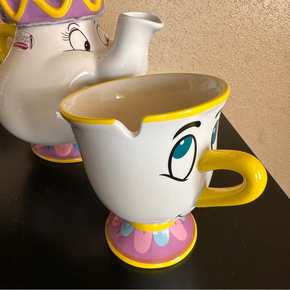 Disney chip and Mrs.Potts tea set - Picture 3 of 10